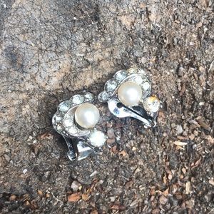 vintage earrings rhinestone pearl clip on Bogoff